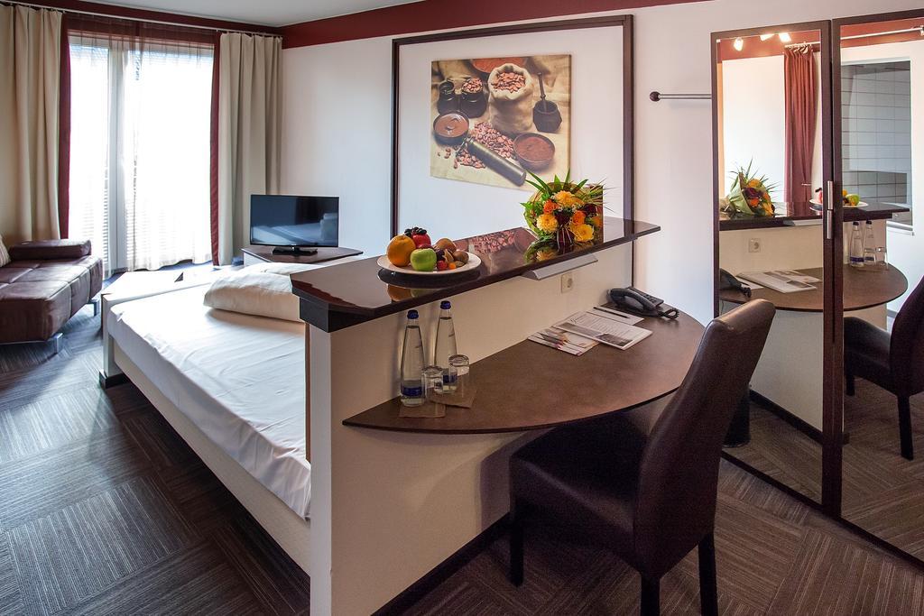 Hotel Lifestyle Landshut Eksteriør billede