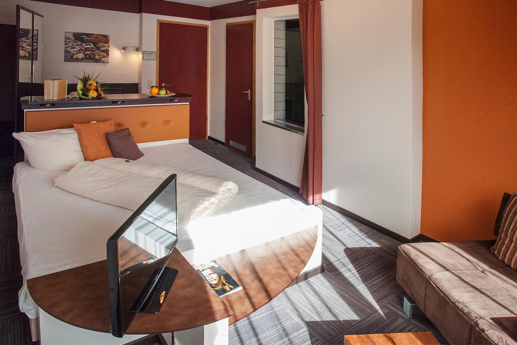 Hotel Lifestyle Landshut Eksteriør billede